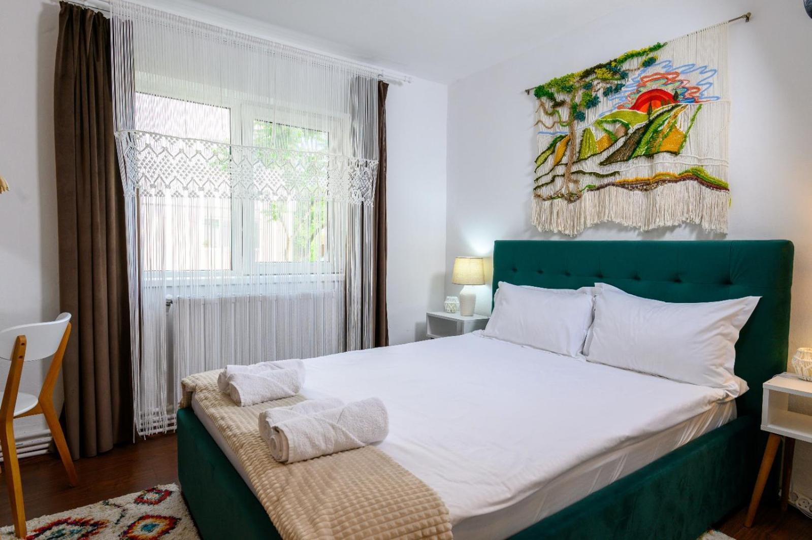 Apartament Corina Cu Parcare Bistriţa Exterior foto